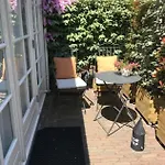 Bed & Breakfast Ereprijs The Hague