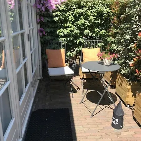 Bed & Breakfast Ereprijs Haag