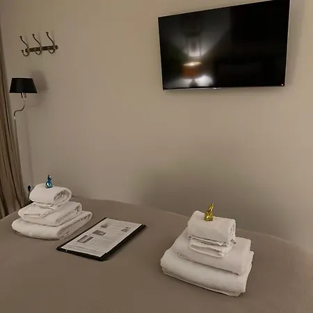 Ereprijs Oda ve Kahvaltı 4*