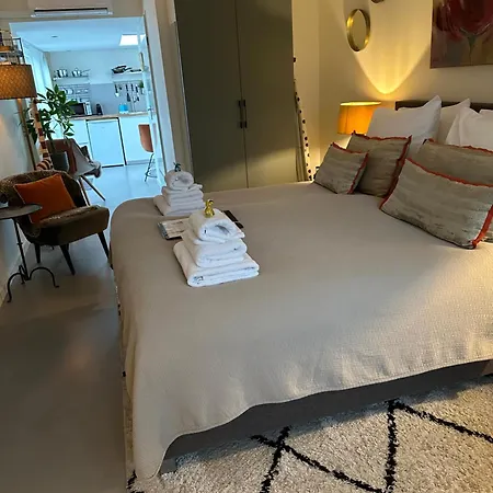 Ereprijs Couette-café 4*